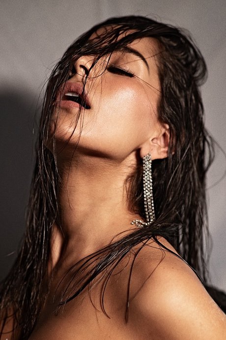 Alasti lekkinud OnlyFans-i pilt Mau White