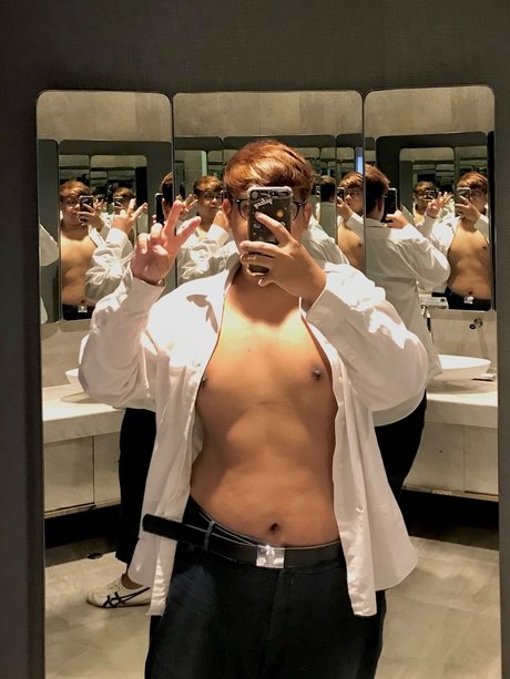 Photo nue de fuite OnlyFans de Beartopbkk