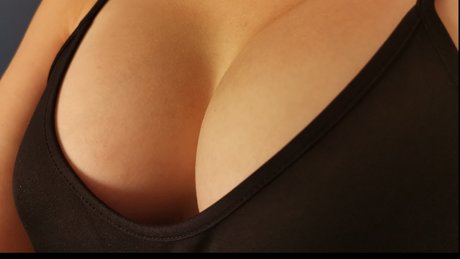 Nahá fotka uniklých OnlyFans od Mathilde Persia