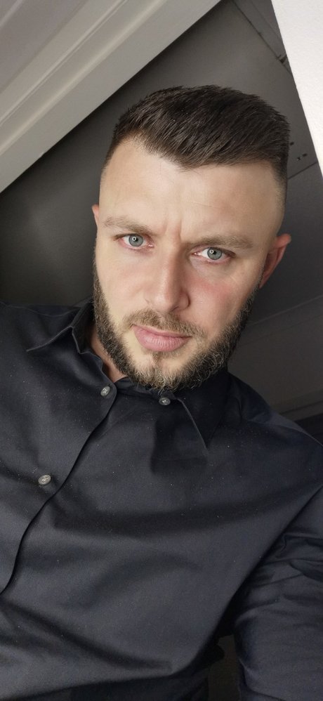 Photo nue de fuite OnlyFans de Jake Johnson