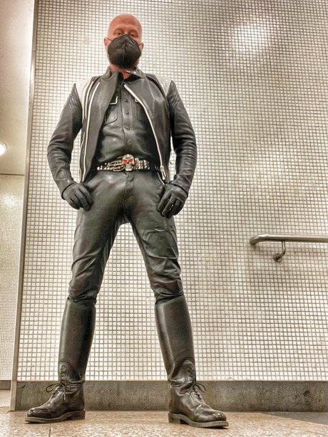 OnlyFans-model Blackleder