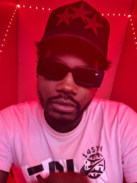 Foto di nudo di fuga di OnlyFans di Wildboy