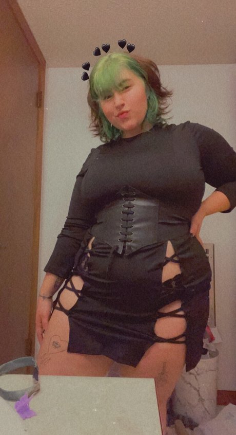 Naken lekkede OnlyFans-bilde av Bea