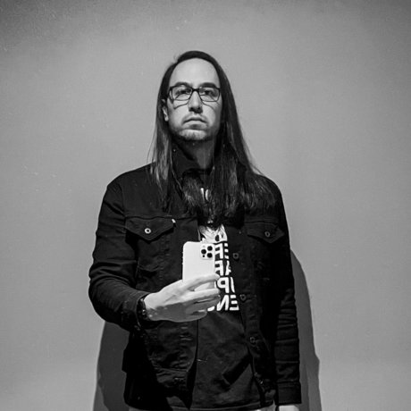 Nacktes geleaktes OnlyFans-Foto von The Size Of A Man