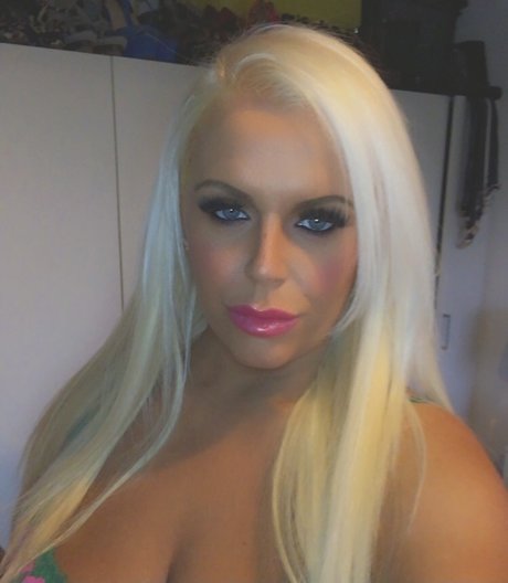 Naken lekkede OnlyFans-bilde av Blondie