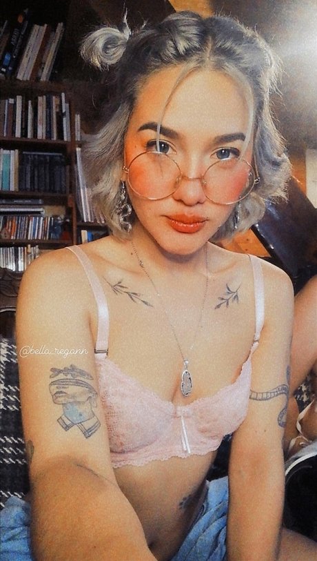 Nahá fotka uniklých OnlyFans od  Bellaregann 