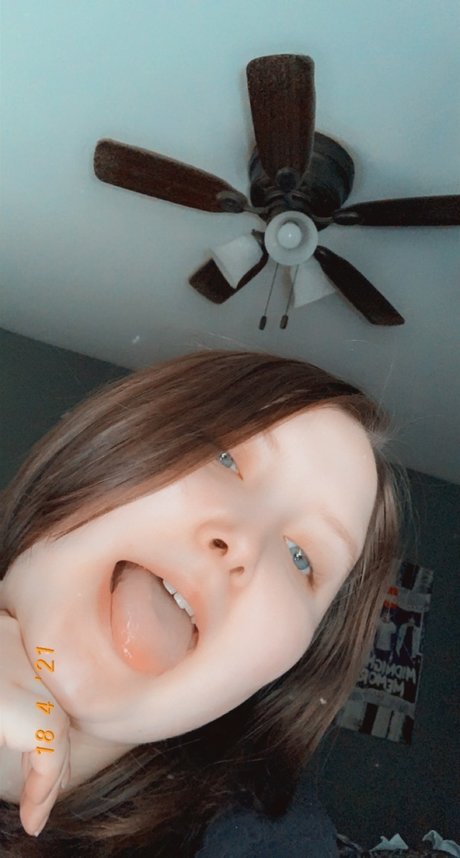 Naken läckt OnlyFans-bild av Mel