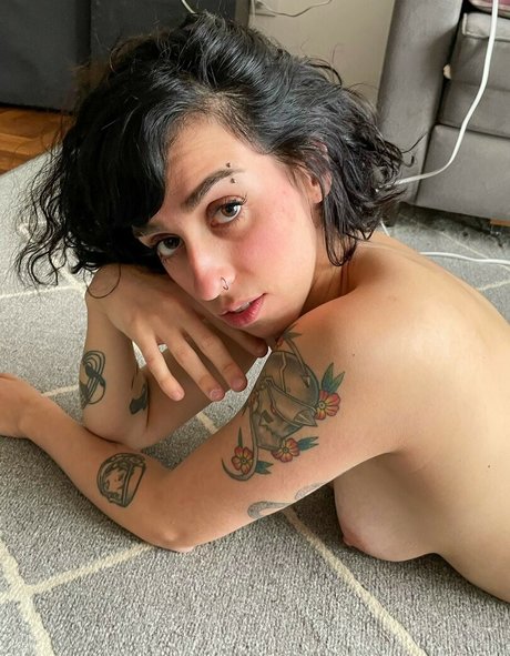 Photo nue de fuite OnlyFans de Suvacocarnivoro