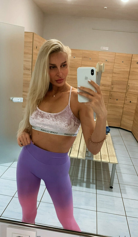 Iggygoddes naked leaks OnlyFans pic