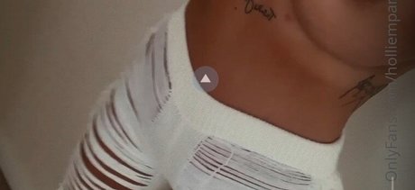 Nahá fotka uniklých OnlyFans od Hollie M Parsons
