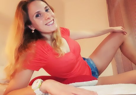 Nacktes geleaktes OnlyFans-Foto von Ellyedelweiss