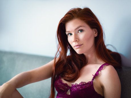 Naakte gelekte OnlyFans-foto van Mia Sol Miastune