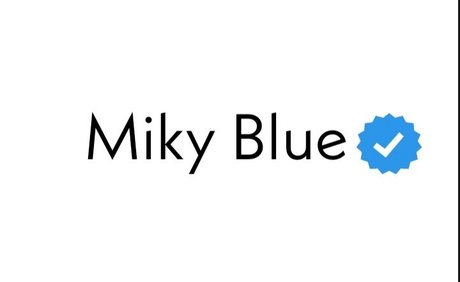 Nacktes geleaktes OnlyFans-Foto von Miky Blue