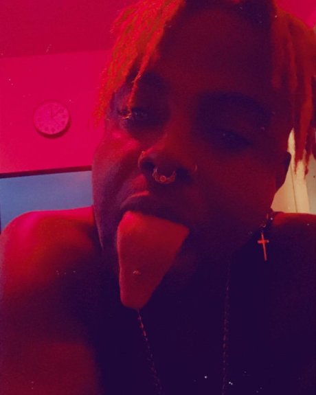 Naken läckt OnlyFans-bild av Patrick Jeanty Jr