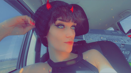 Alasti lekkinud OnlyFans-i pilt Your Daily Dose Of Mlf