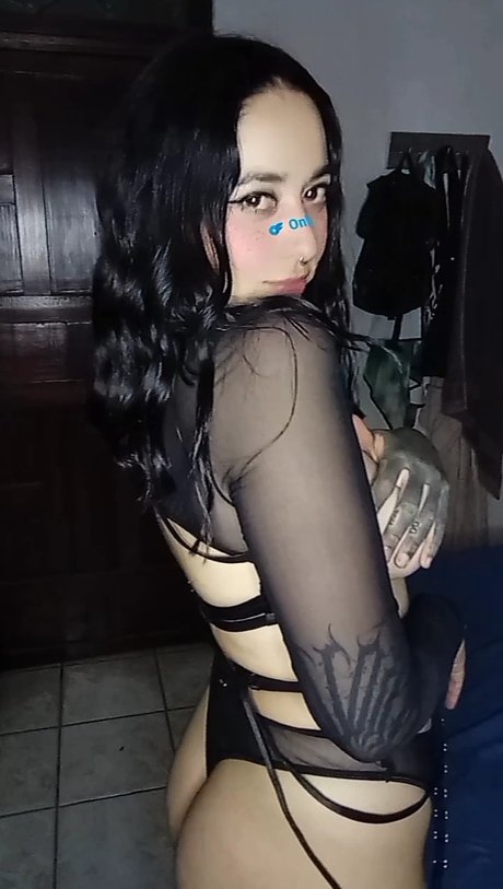 Обнаженная фотография утечки OnlyFans от Mihappybunny