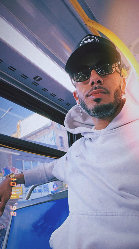 Обнаженная фотография утечки OnlyFans от Colossald69