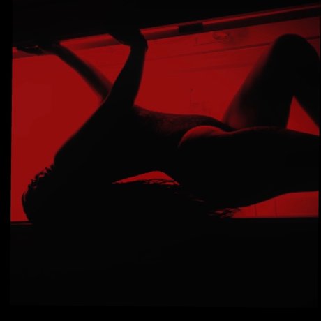 Nahá fotka uniklých OnlyFans od Certified Mama