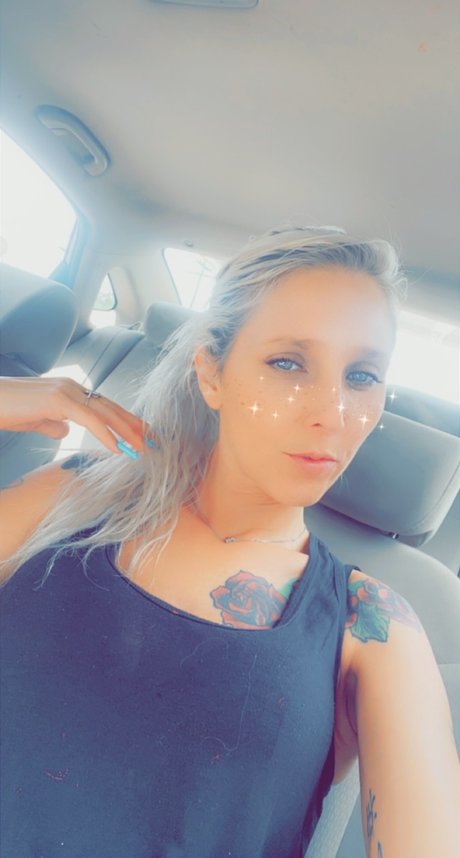 Nahá fotka uniklých OnlyFans od Chanelbankss