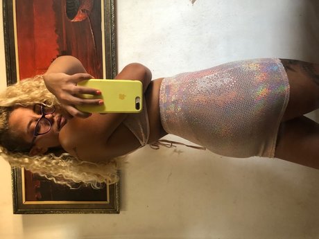 Nahá fotka uniklých OnlyFans od Winona