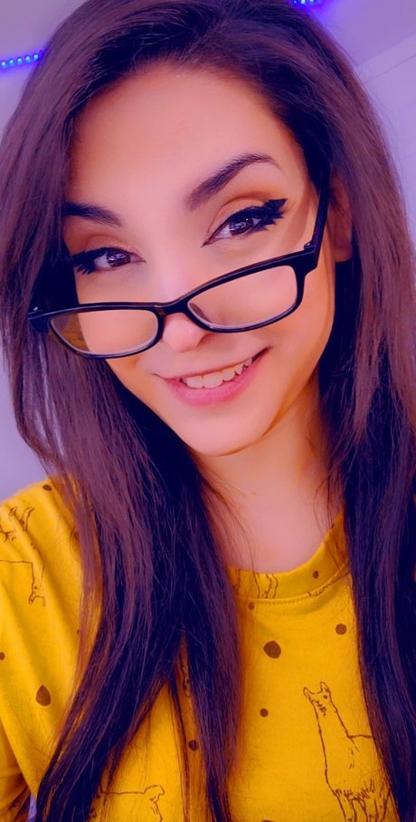 Cara Winters OnlyFansリークヌード写真