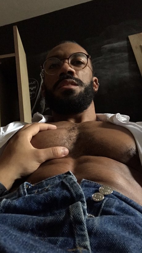 Foto desnuda filtrada de OnlyFans de Jhow