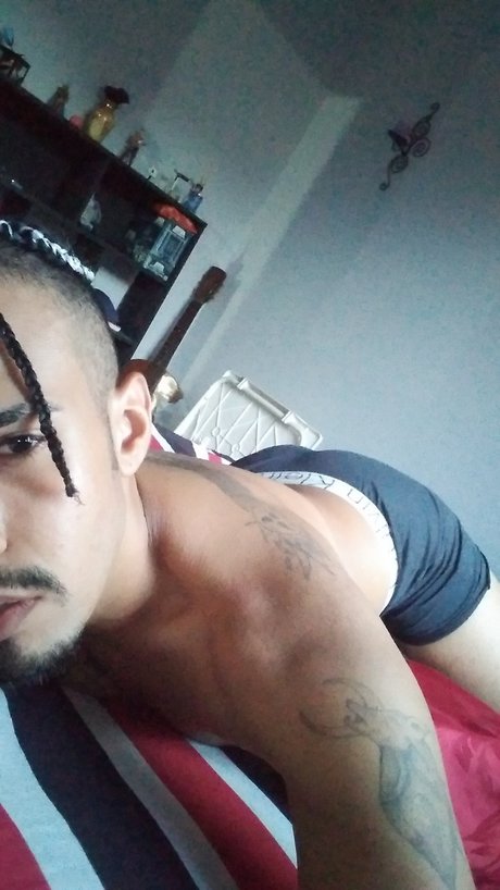 Photo nue de fuite OnlyFans de Jhowbb