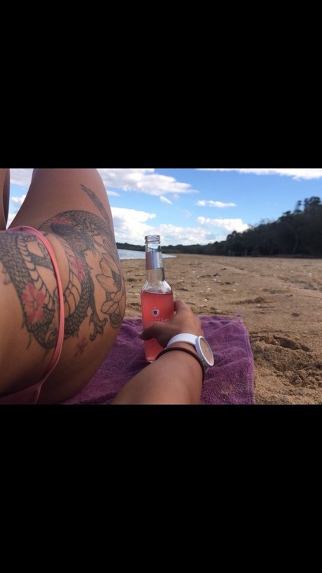 Jess Sharna OnlyFansリークヌード写真