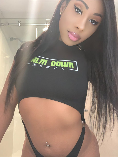 Обнаженная фотография утечки OnlyFans от Jesslit 