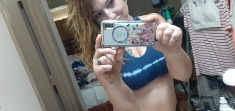 Nacktes geleaktes OnlyFans-Foto von Jewelz Sweets