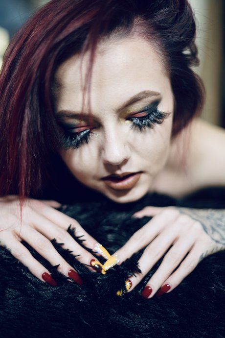 Naakte gelekte OnlyFans-foto van Missy Mystique