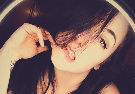 Naken lekkede OnlyFans-bilde av Missy Lizz