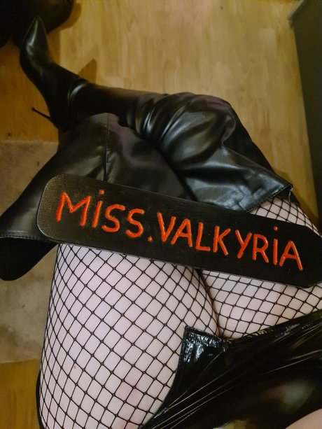 Naken lekkede OnlyFans-bilde av Missvalkyria