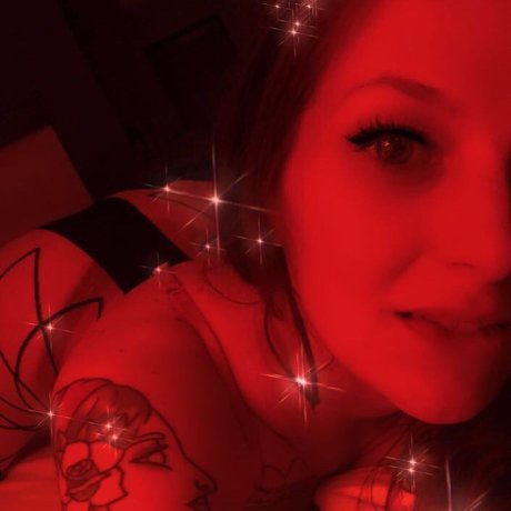 Nahá fotka uniklých OnlyFans od Red