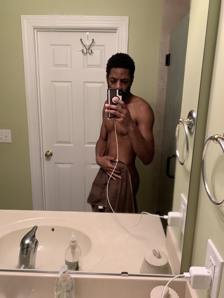 Обнаженная фотография утечки OnlyFans от Mr Mocha