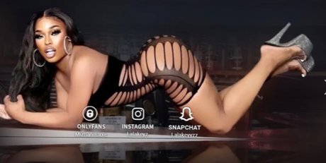 Naken lekkede OnlyFans-bilde av Mizhani