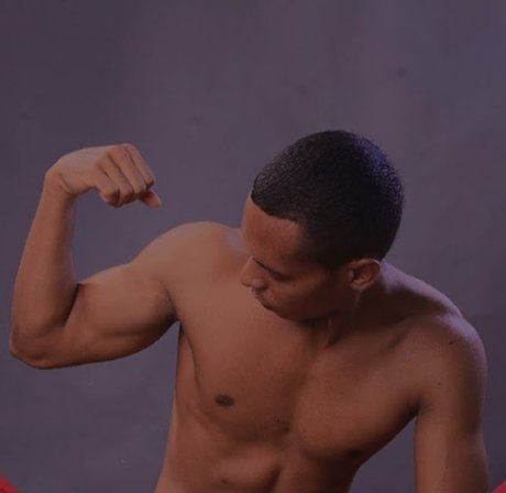 Nahá fotka uniklých OnlyFans od Javier Giacometto