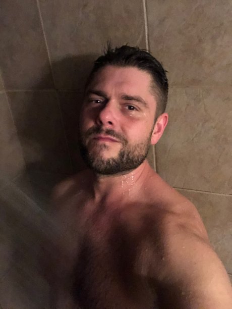 Alasti lekkinud OnlyFans-i pilt Hyrulecommander