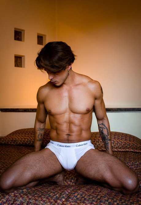 Alasti lekkinud OnlyFans-i pilt Moreno Private