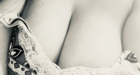 Nacktes geleaktes OnlyFans-Foto von Sexy And Sweet