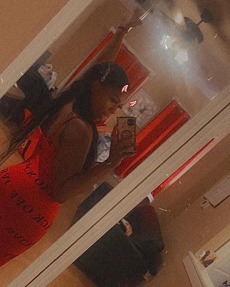 Foto di nudo di fuga di OnlyFans di Bubbles 