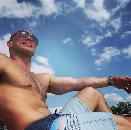 Alasti lekkinud OnlyFans-i pilt John Magnum