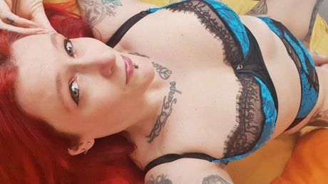 Foto di nudo di fuga di OnlyFans di Frayja