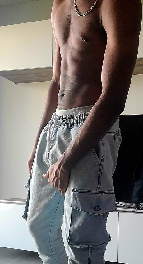 Naken lekkede OnlyFans-bilde av Chef Magic