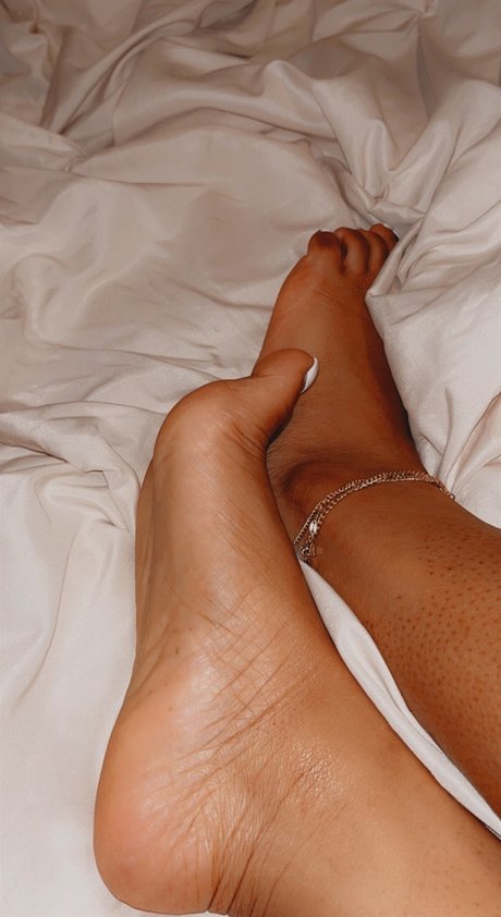 Foto desnuda filtrada de OnlyFans de Mo