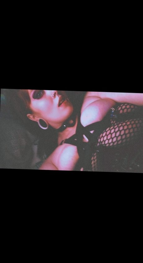 OnlyFans-model Msartmamaz 