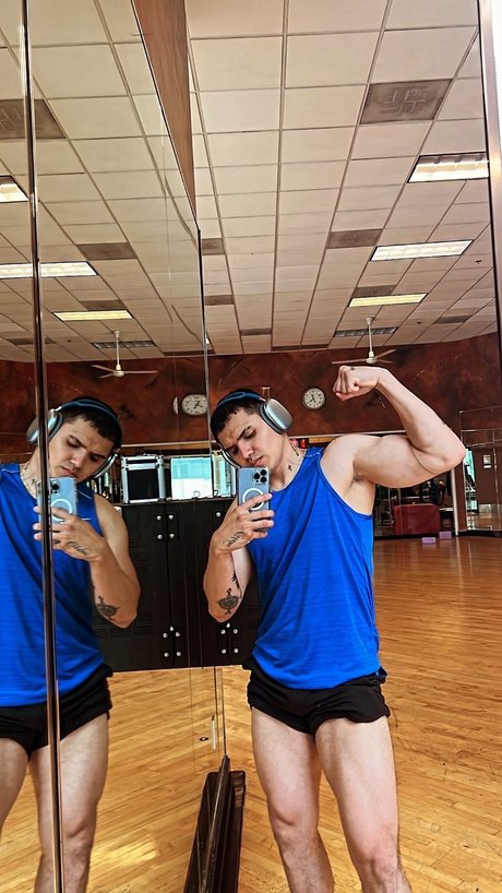 Обнаженная фотография утечки OnlyFans от Elias Portillo