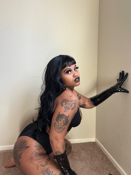 Nacktes geleaktes OnlyFans-Foto von Sailor Jupiter