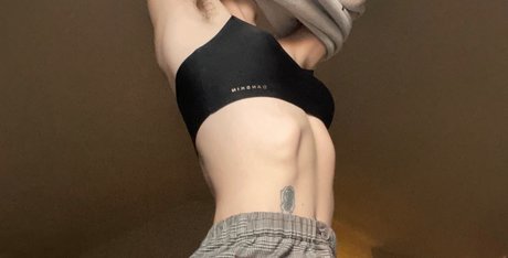 Nahá fotka uniklých OnlyFans od Hanna