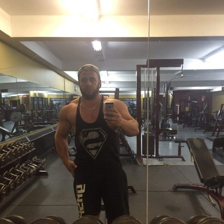 Naken läckt OnlyFans-bild av Evildad